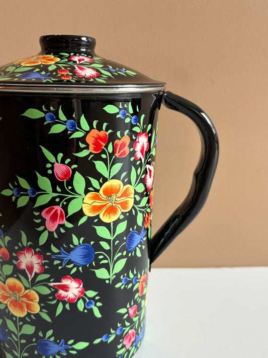 Water Pitcher – black