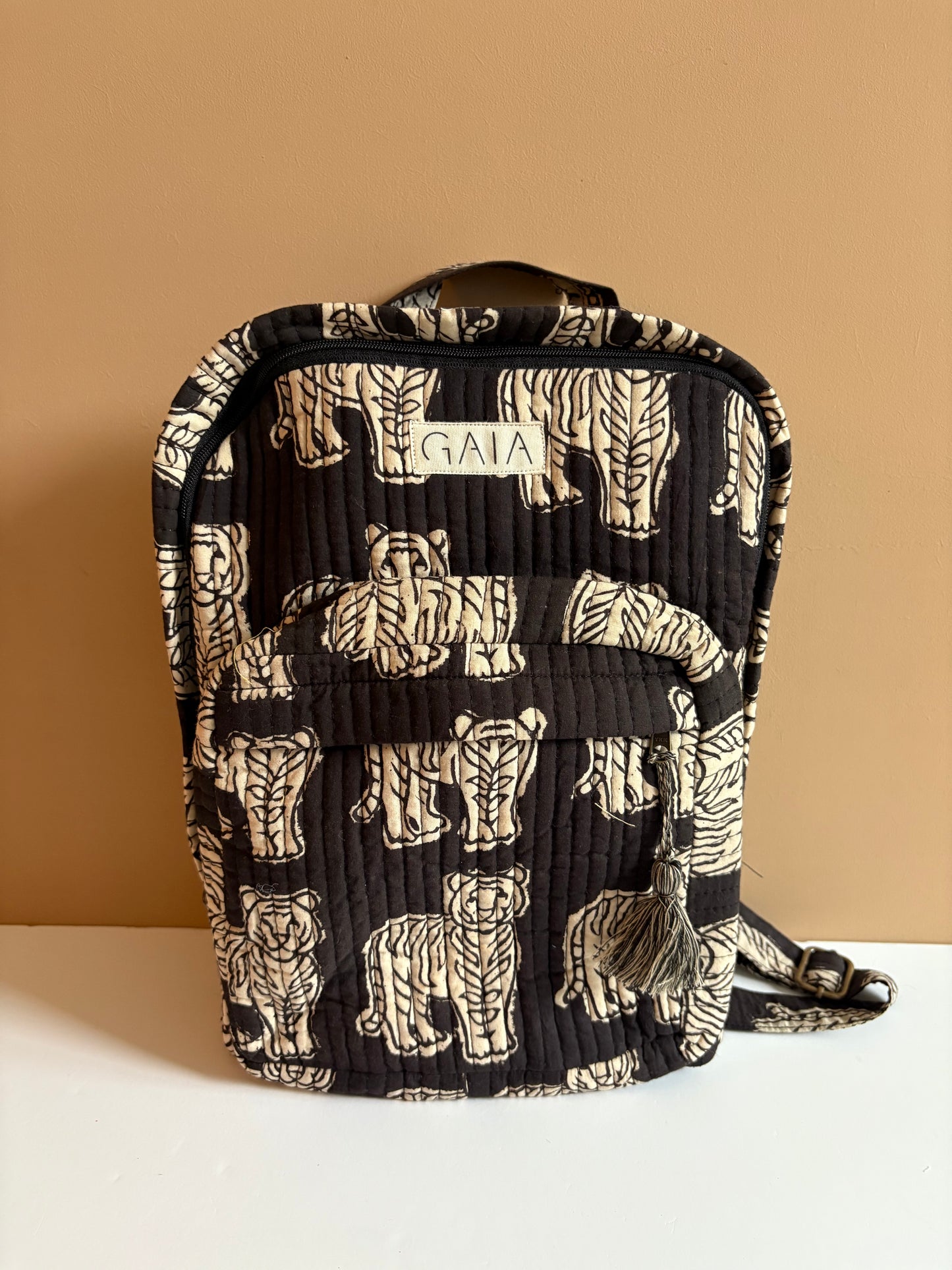 Kids backpack - black tiger