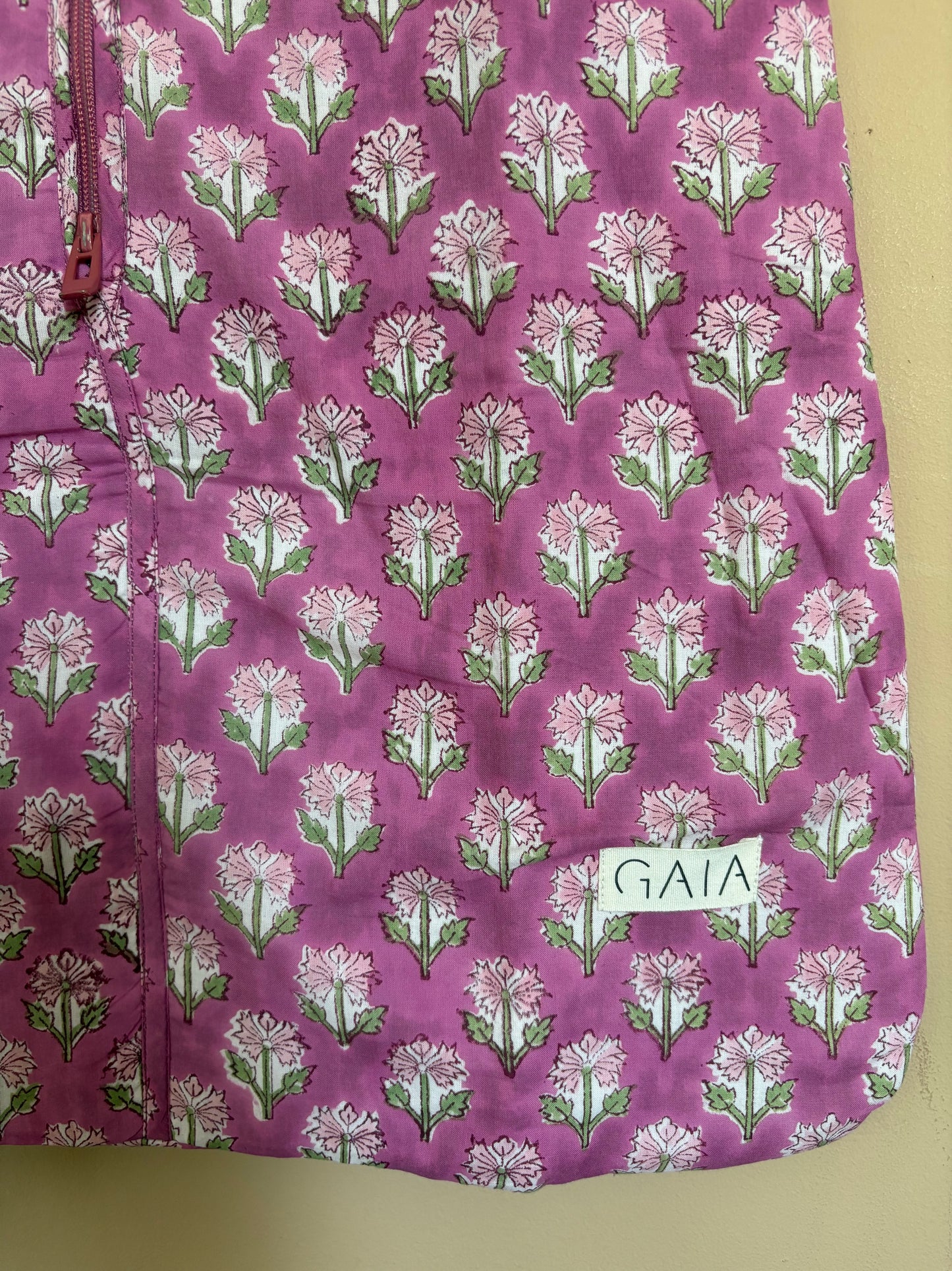 Sleeping bag - bright purple flower