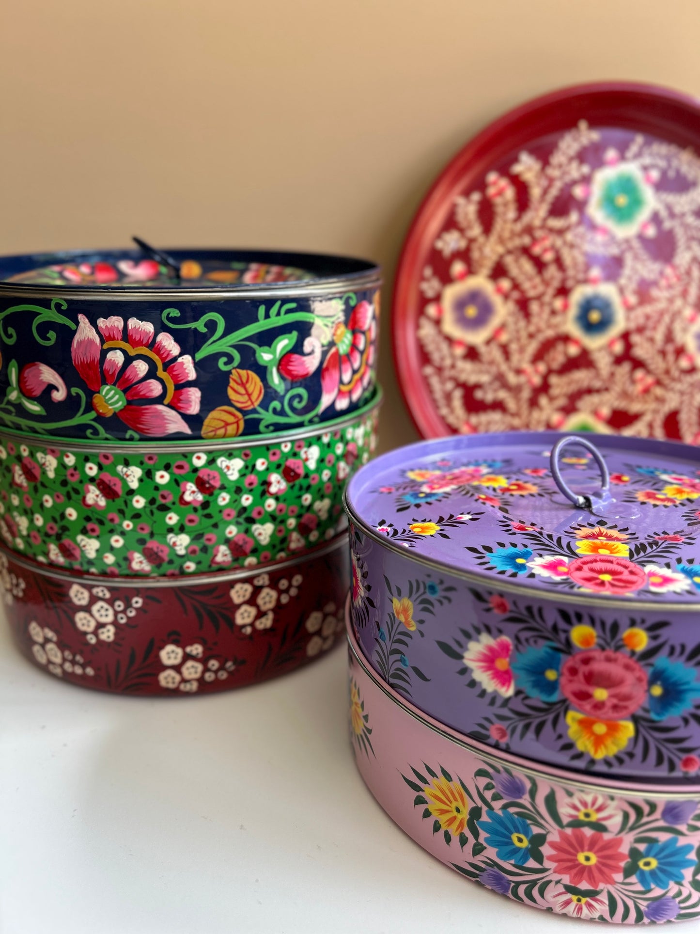 Traditional spice box – red