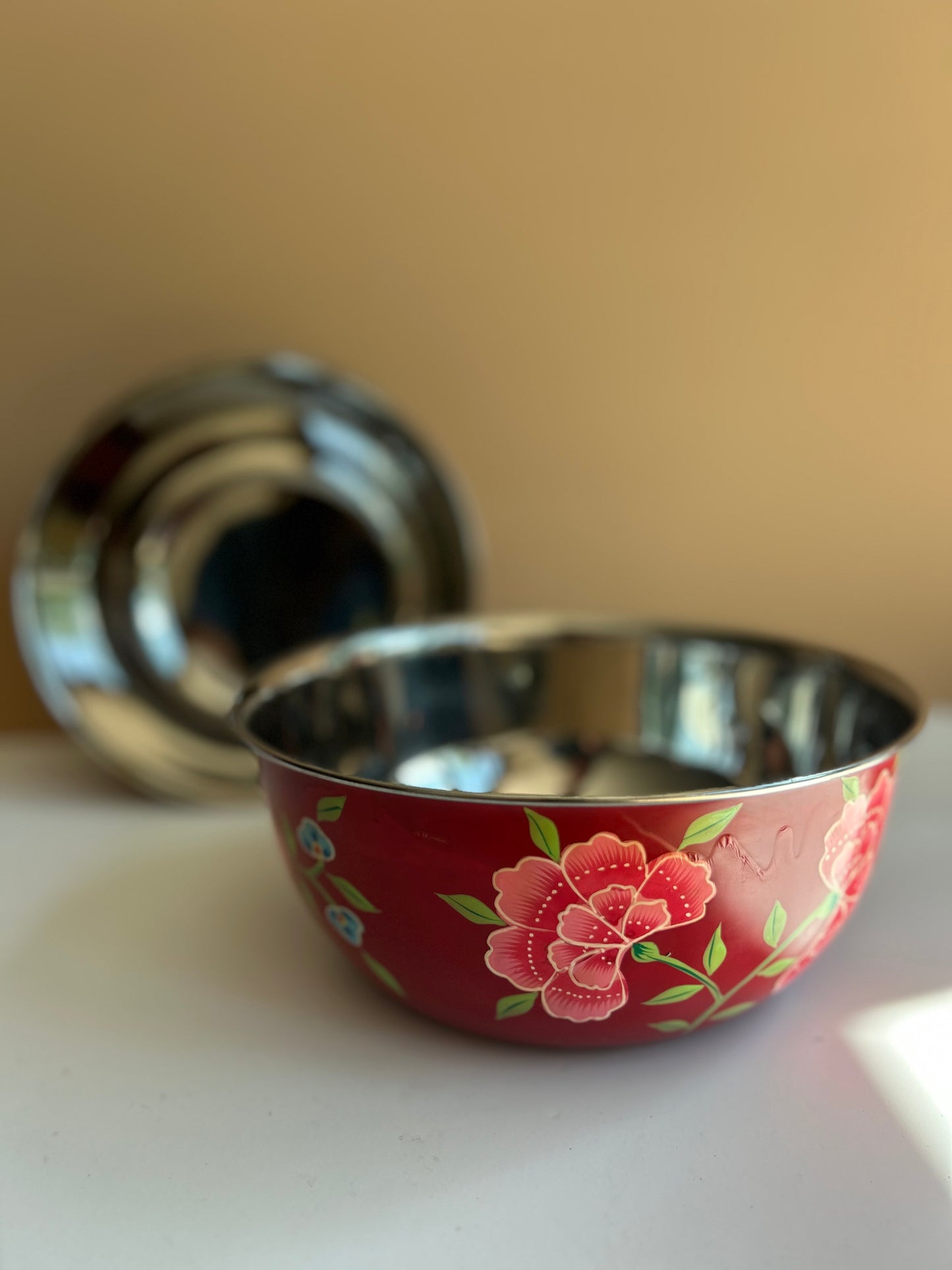 Bowl - red flower