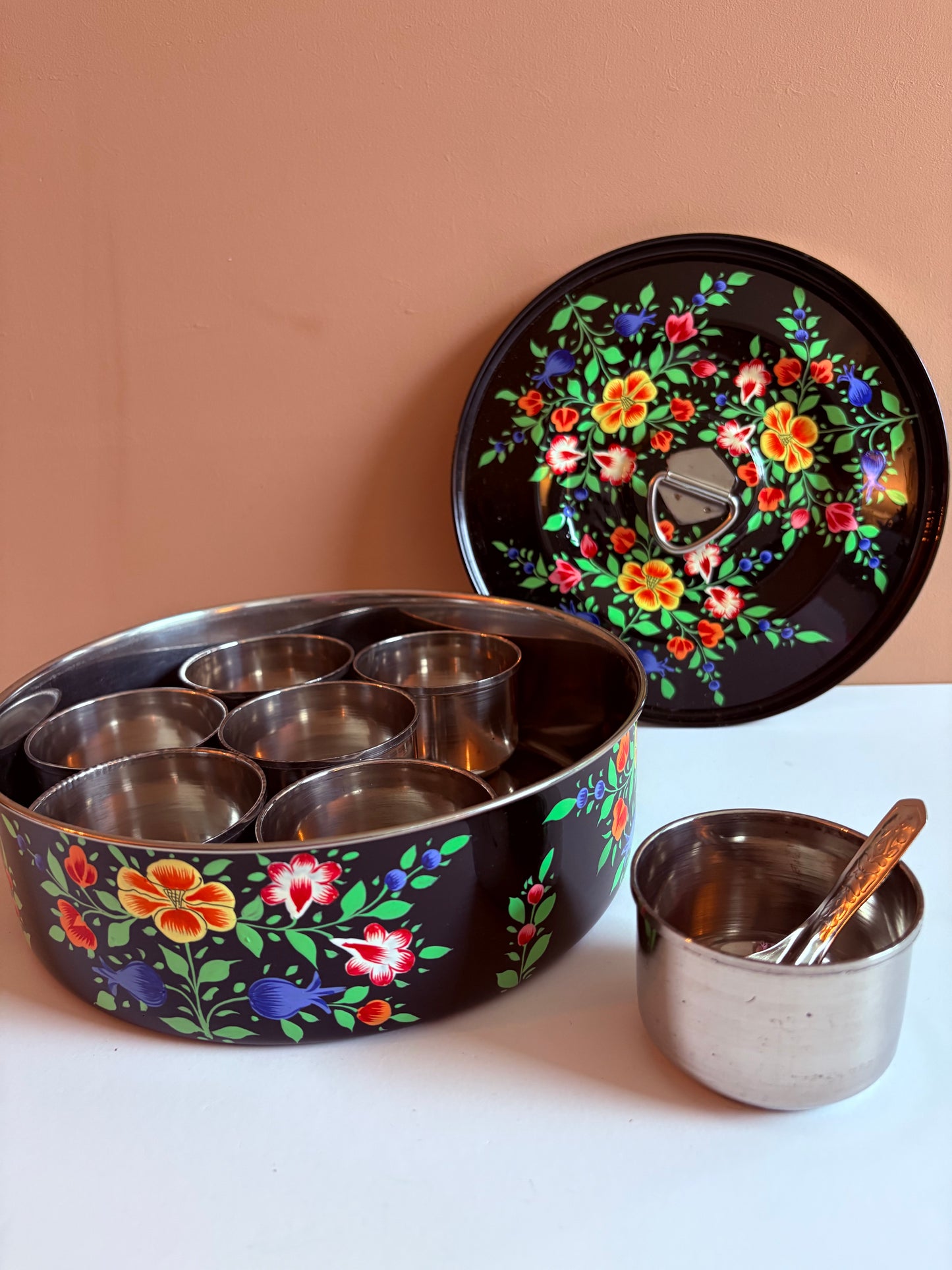 Traditional spice box – black