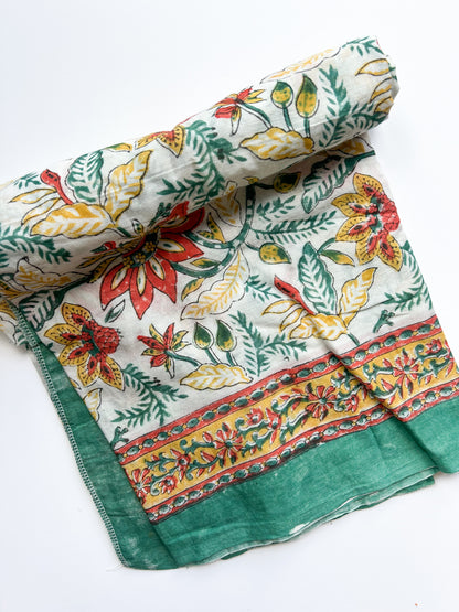 Sarong cloth - white floral