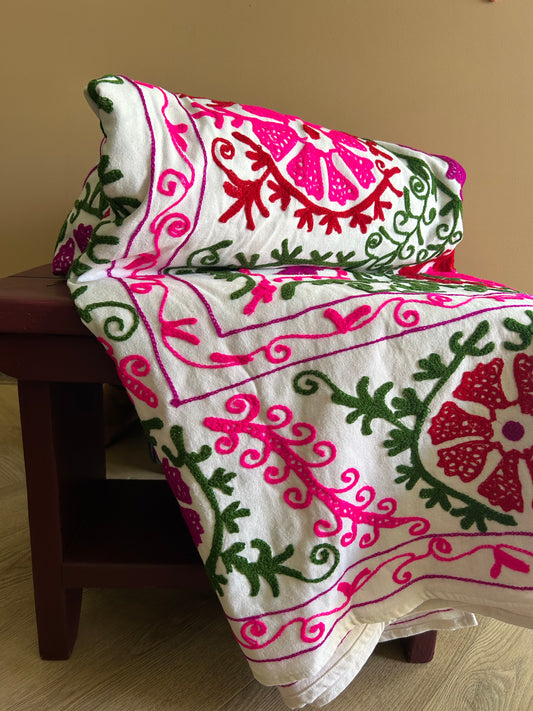 Suzani rug/spread - indian garden
