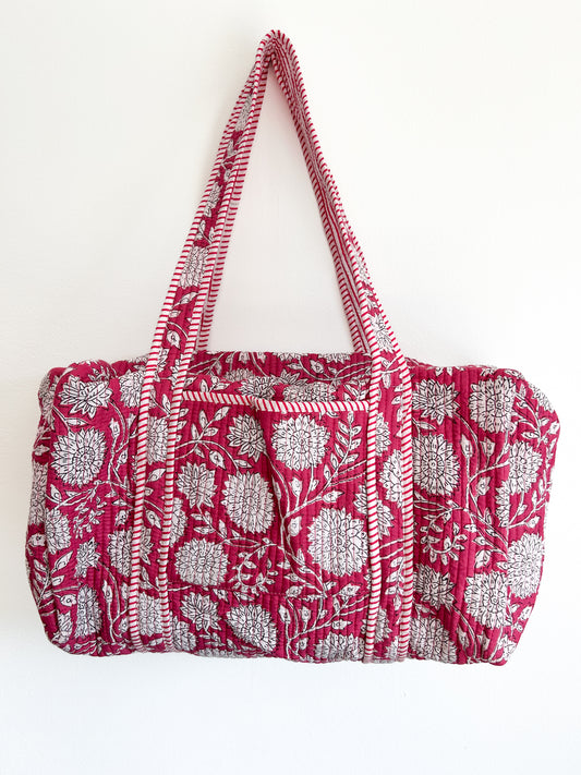 Duffel bag - dark pink wildflower